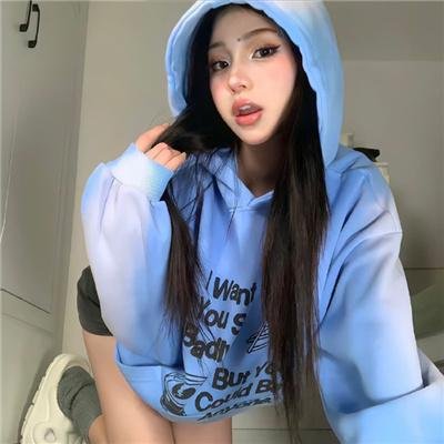 高档私房菜馆实拍：当红小花与神秘男子同车离开，粉丝集体脱粉